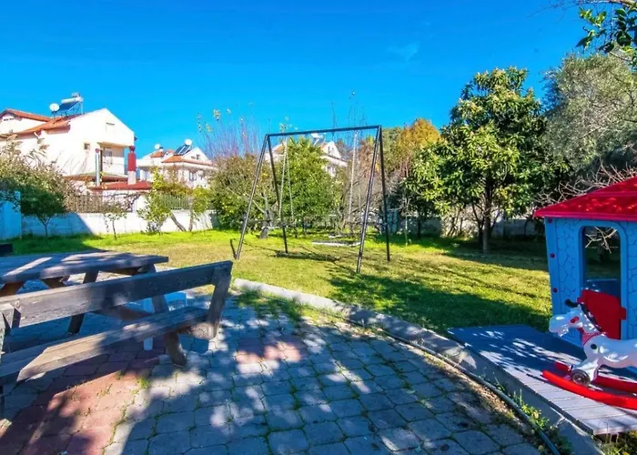 Calis 3 Bedroom With Private Pool Hot Tub Villa