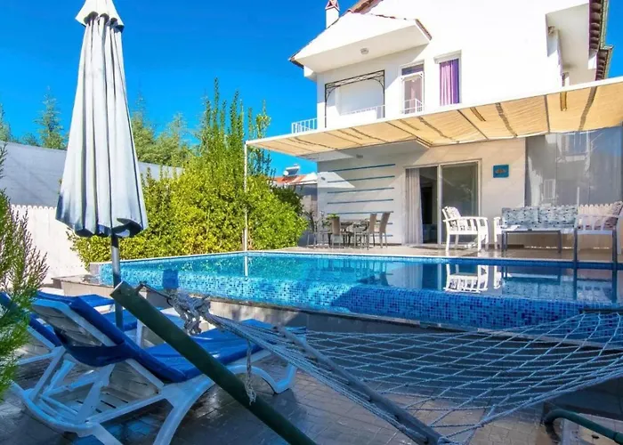 Vilă Calis 3 Bedroom With Private Pool Hot Tub *