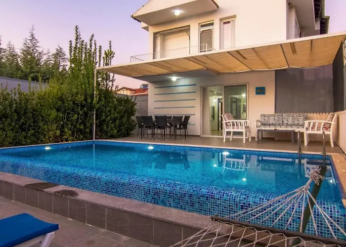 فيلة Calis 3 Bedroom With Private Pool Hot Tub *