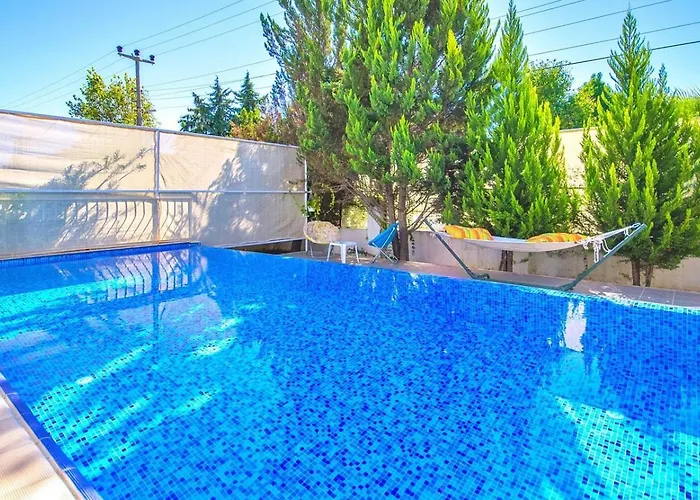 Calis 3 Bedroom With Private Pool Hot Tub فتحية