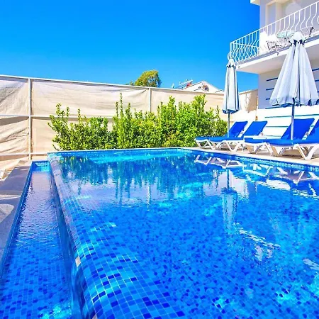 Calis 3 Bedroom With Private Pool Hot Tub * フェティエ