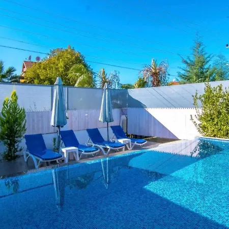 Villa çalış 3 Bedroom With Private Pool Hot Tub Fethiye