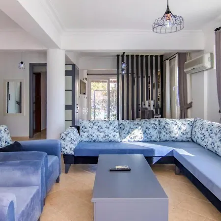 Calis 3 Bedroom With Private Pool Hot Tub Villa *