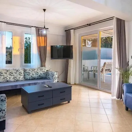 çalış 3 Bedroom With Private Pool Hot Tub * Fethiye