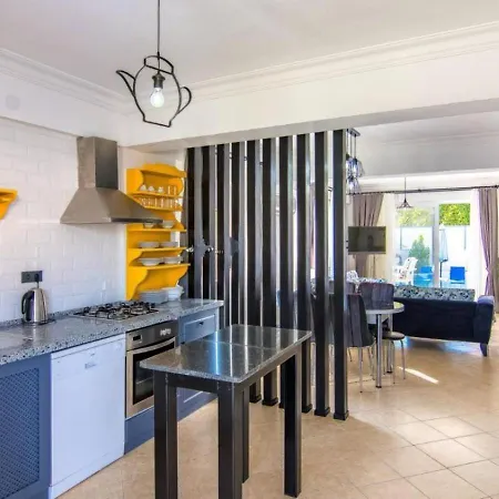 çalış 3 Bedroom With Private Pool Hot Tub Villa *