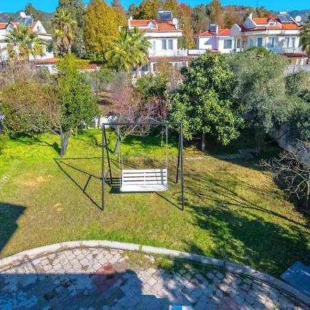 Calis 3 Bedroom With Private Pool Hot Tub