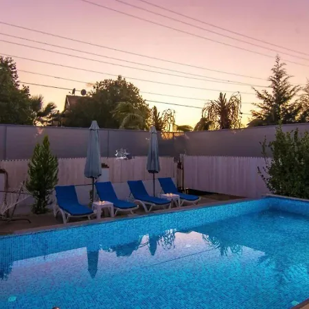 Villa çalış 3 Bedroom With Private Pool Hot Tub *