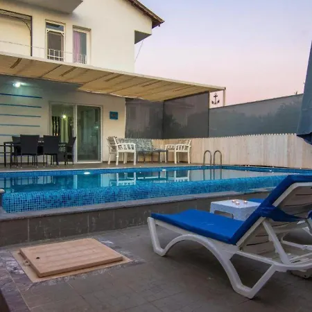 çalış 3 Bedroom With Private Pool Hot Tub Villa
