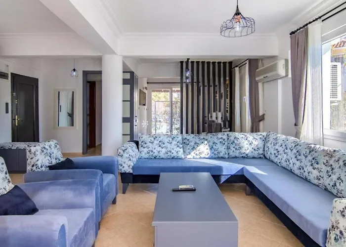 Calis 3 Bedroom With Private Pool Hot Tub Villa *