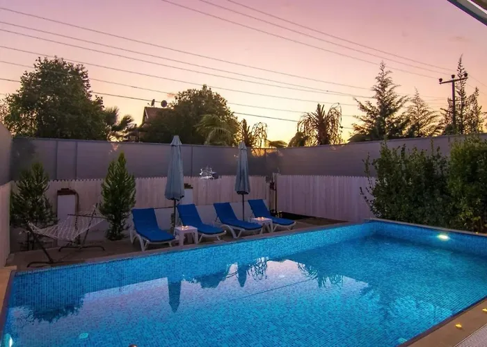 ヴィラ Calis 3 Bedroom With Private Pool Hot Tub *