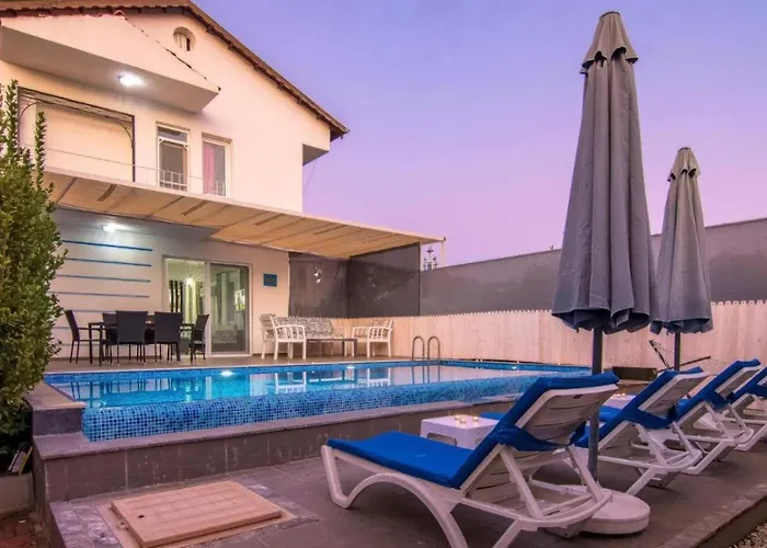 çalış 3 Bedroom With Private Pool Hot Tub * Fethiye