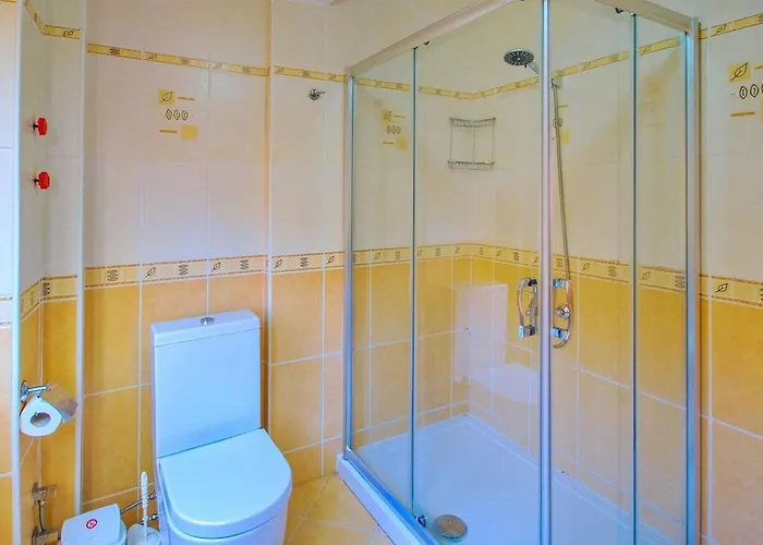 Calis 3 Bedroom With Private Pool Hot Tub Vilă *
